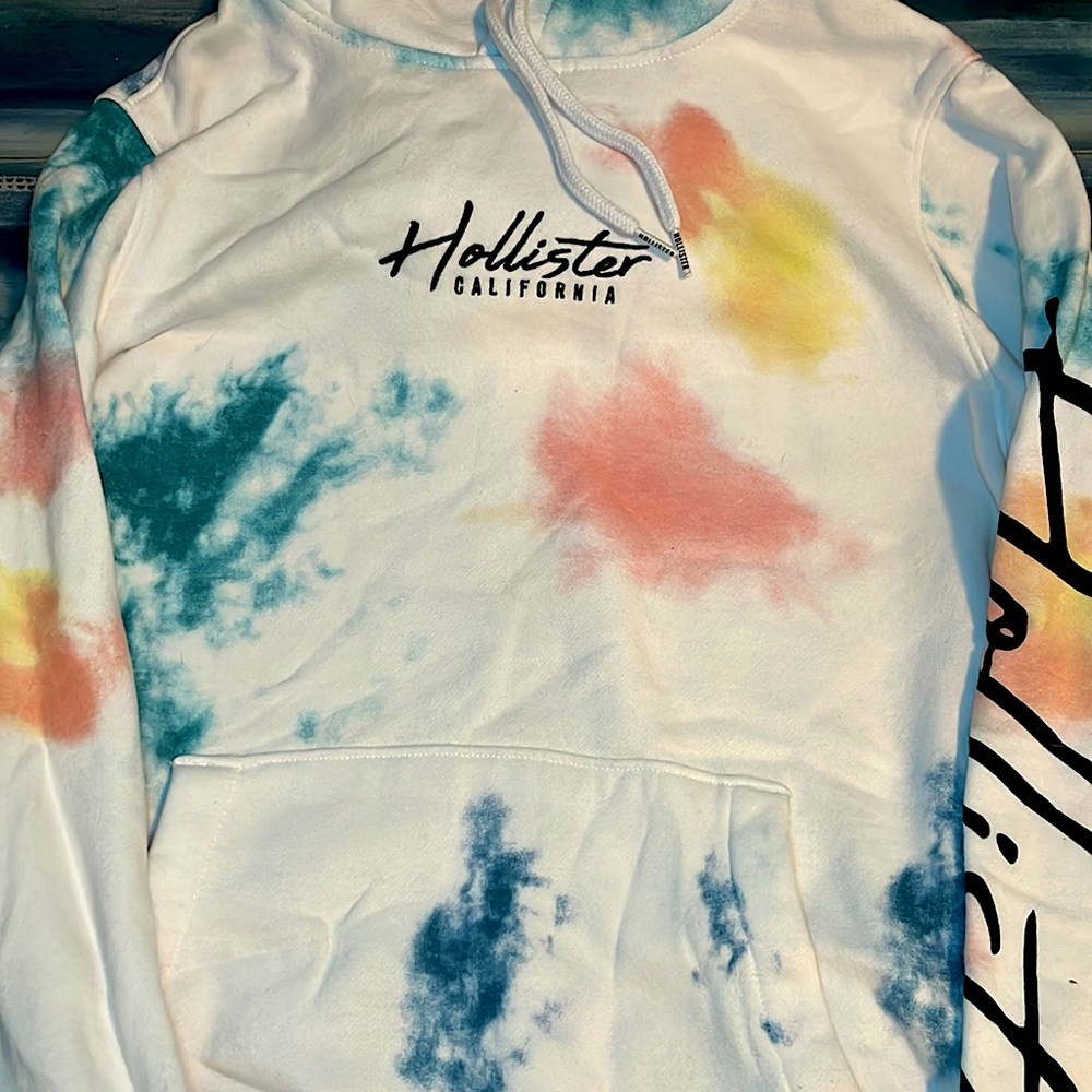 Mens hollister brand new hoodie. Colorful